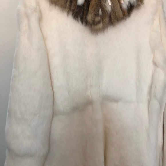 Fur coat - Picture 3 of 3